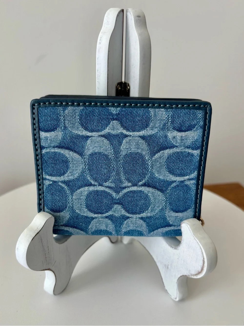 Coach nwt snap